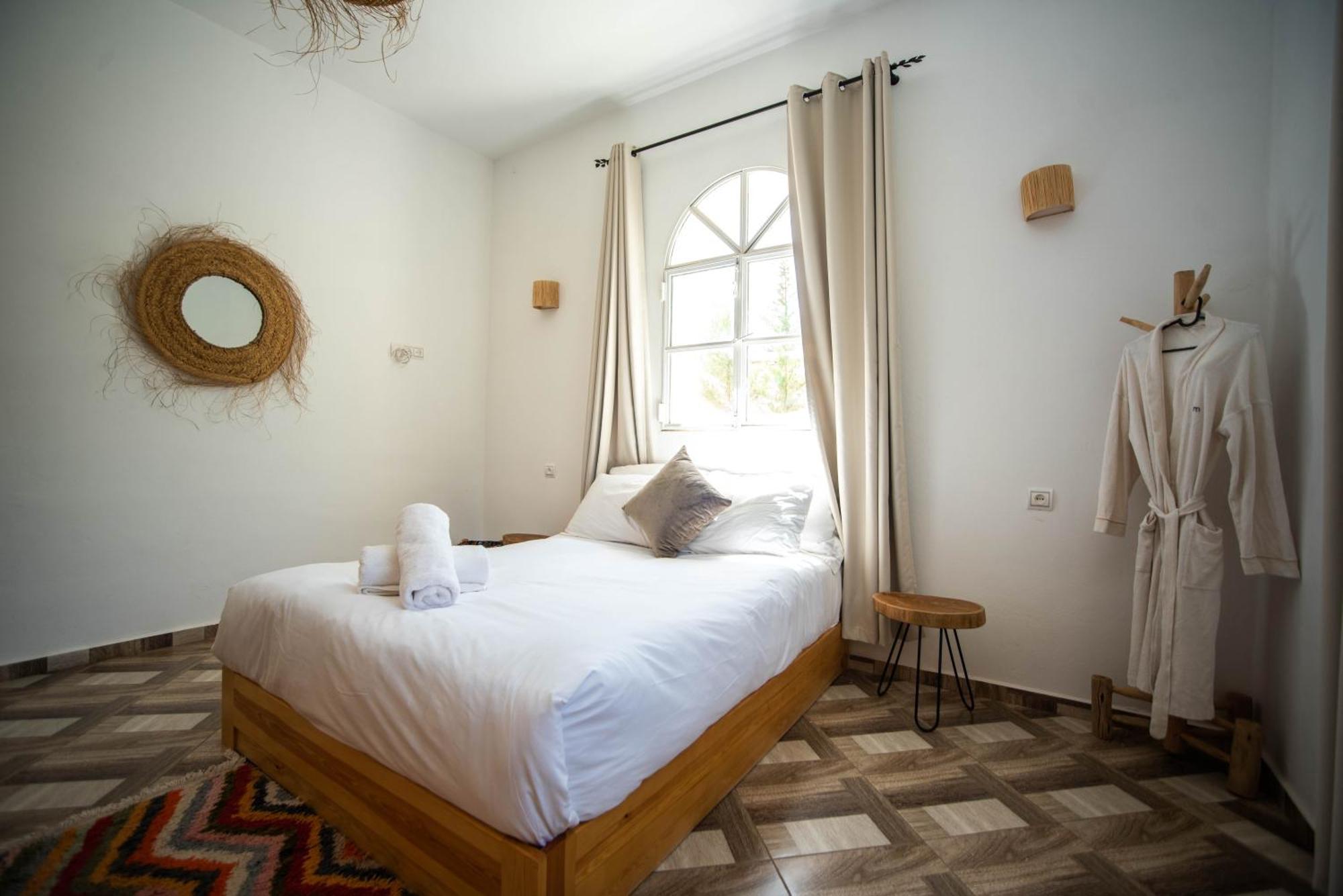 Les Jardins Fleuris 4 Bedrooms Villa